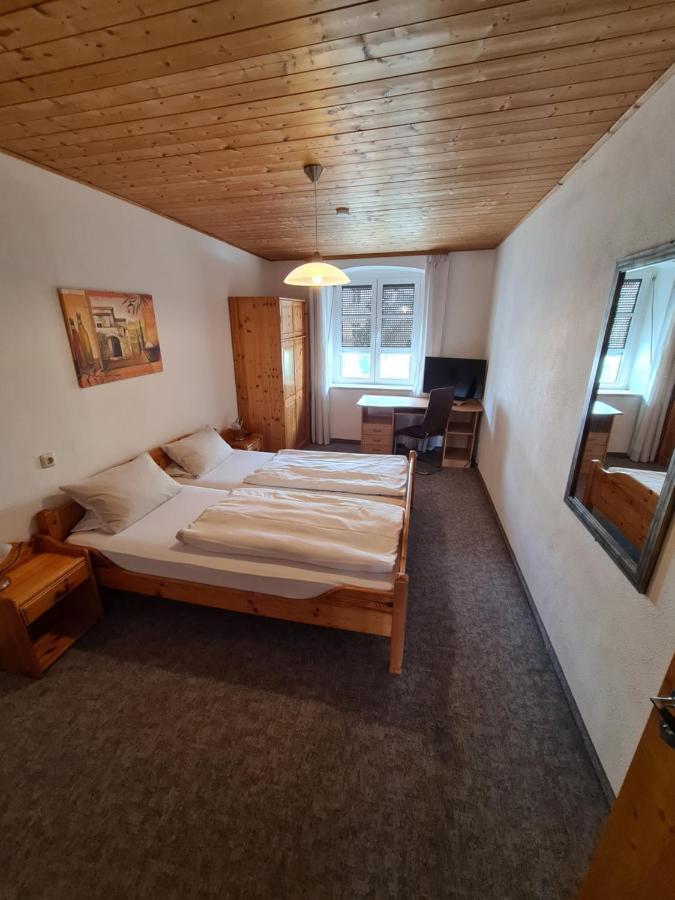 Hotel & Gasthof Zur Post Neumarkt-Sankt Veit Exterior foto